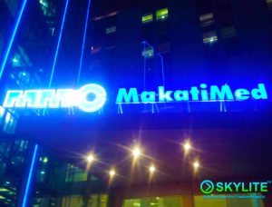 1 makati medical center main entrance signage installation featured img